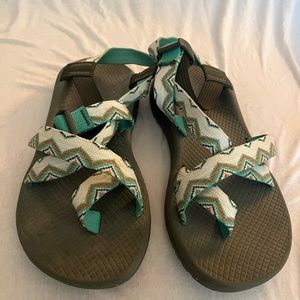 Women’s Chacos Thick Stap
